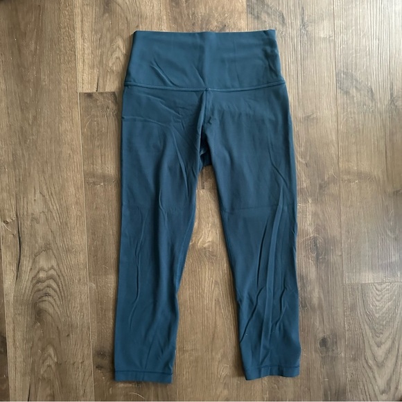 Lululemon Align Crop *21" Nulu Leggings - Size 6 - Picture 2 of 7